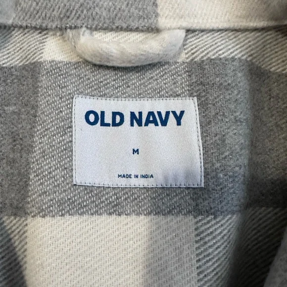 Old Navy Checkered Shacket - Picture 3 of 4